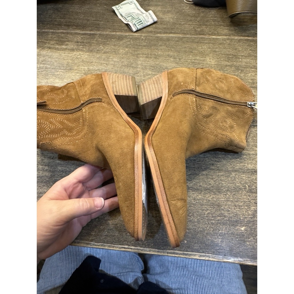 Dolce Vita Solow Western Booties Tan Suede Shoe Womens Size 8 Cowgirl NEW - Picture 6 of 9